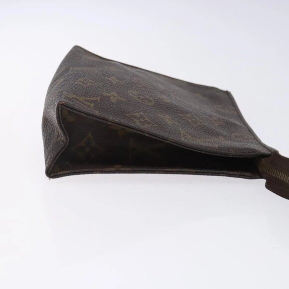 LOUIS VUITTON Monogram Poche Toilette 19 Pouch - Picture 3 of 16